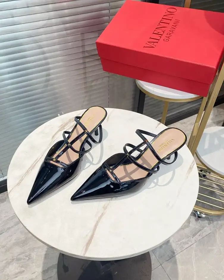 hype Valentino High Heels