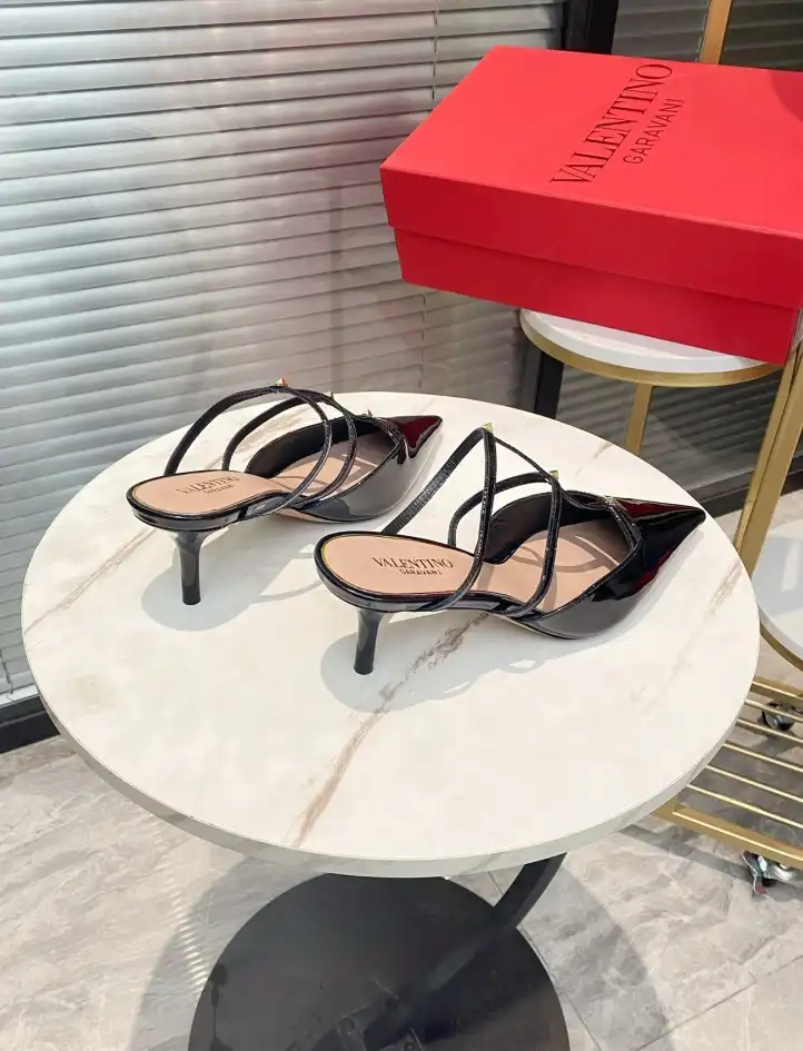 hype Valentino High Heels