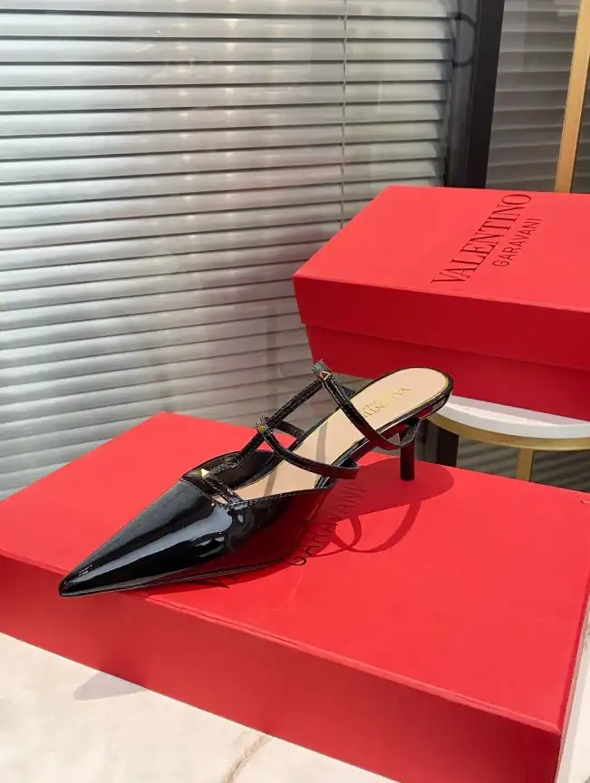 hype Valentino High Heels