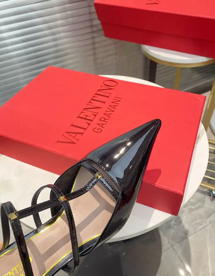 hype Valentino High Heels