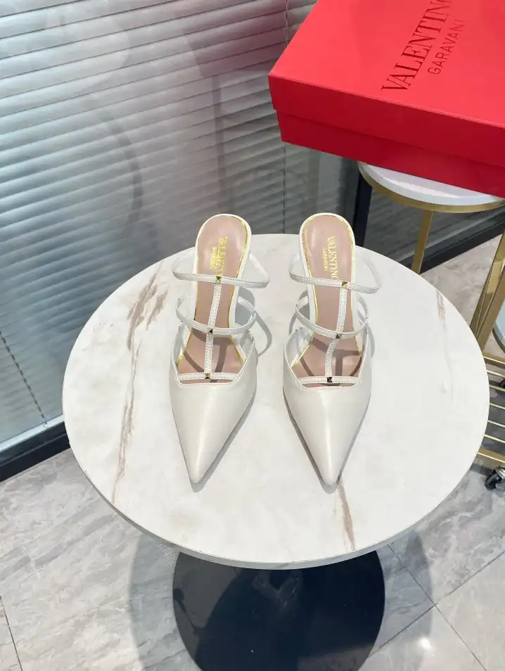 hype Valentino High Heels