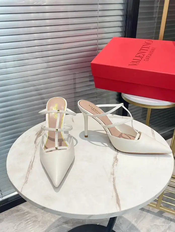 hype Valentino High Heels