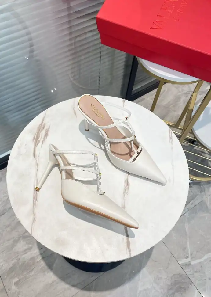 hype Valentino High Heels