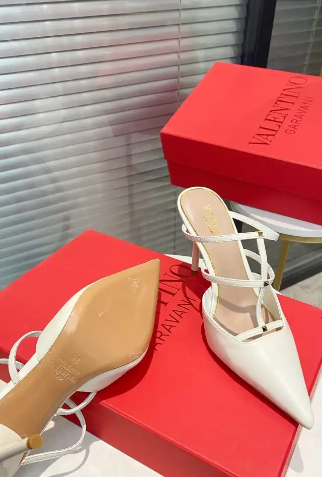 hype Valentino High Heels