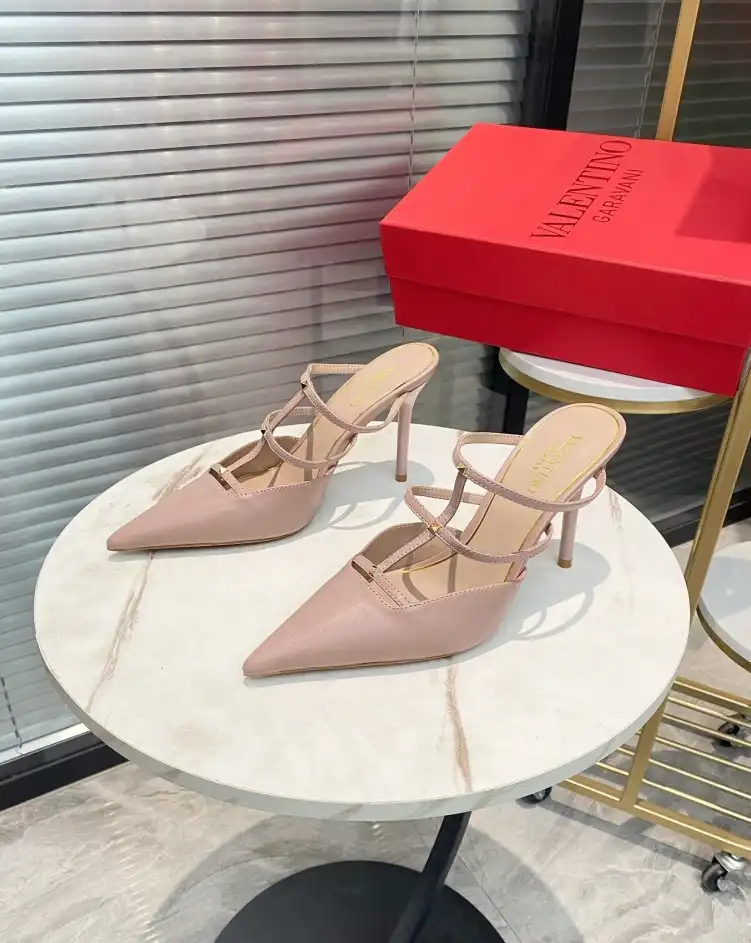 hype Valentino High Heels