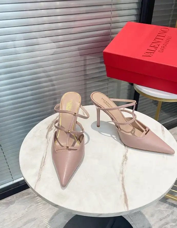 hype Valentino High Heels