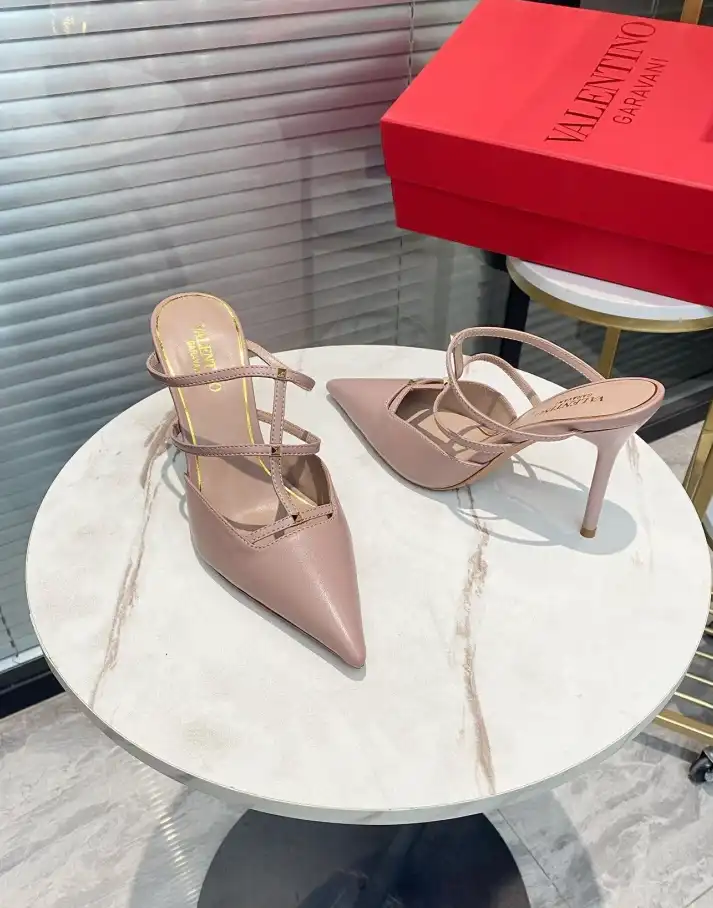 hype Valentino High Heels