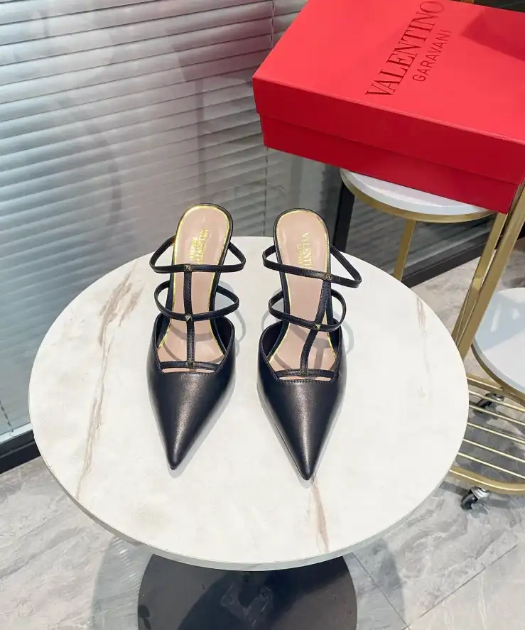 hype Valentino High Heels