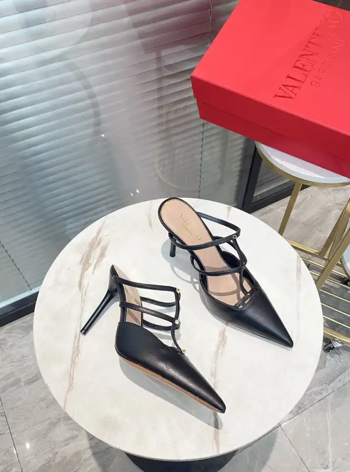 hype Valentino High Heels