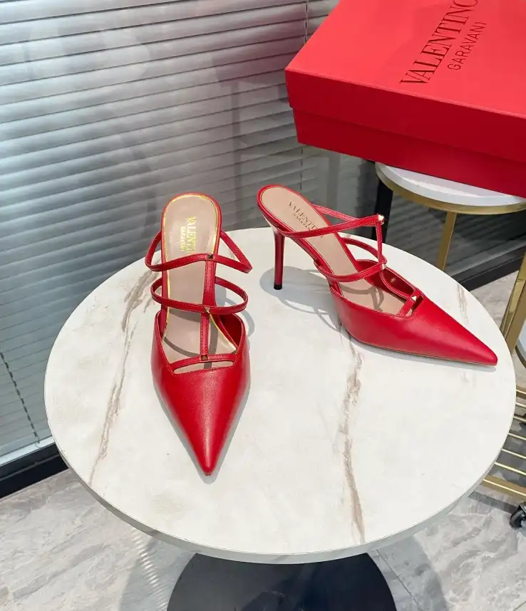 hype Valentino High Heels