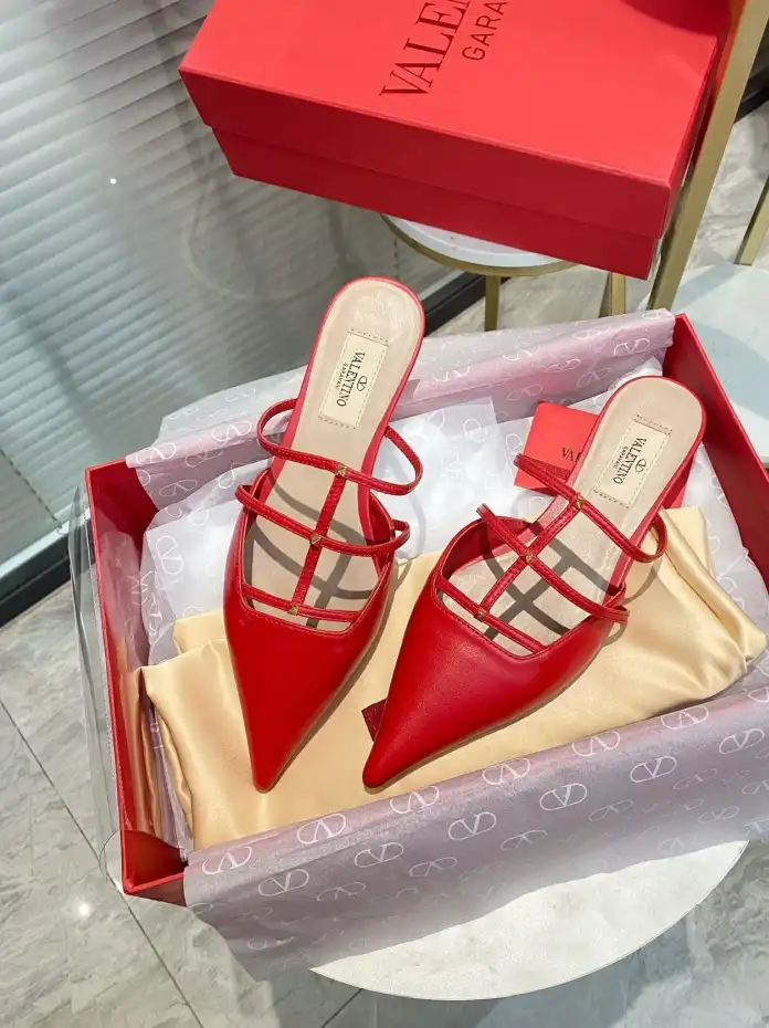 hype Valentino High Heels