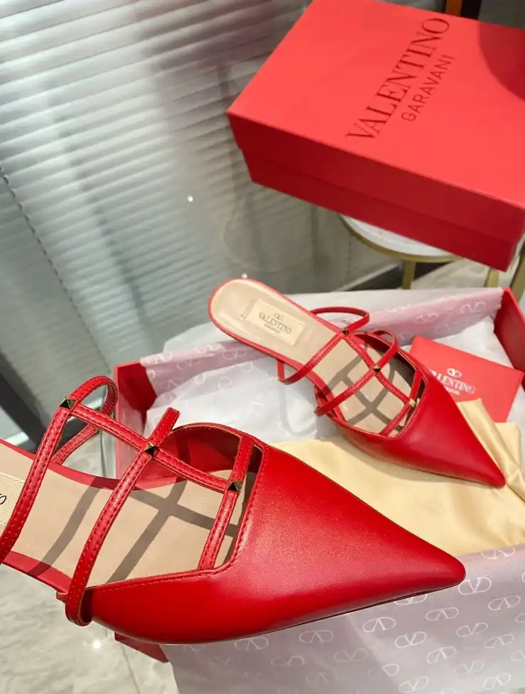 hype Valentino High Heels