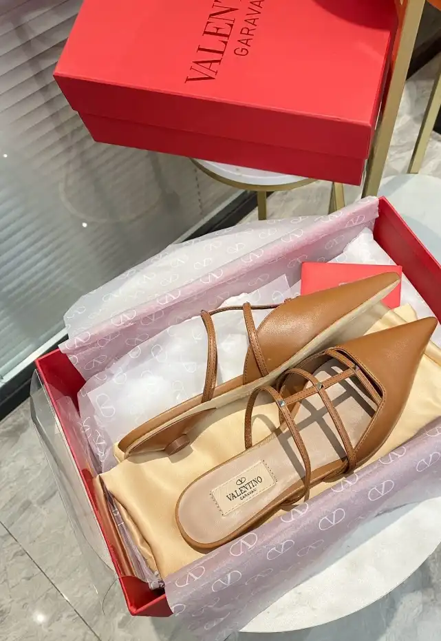 hype Valentino High Heels