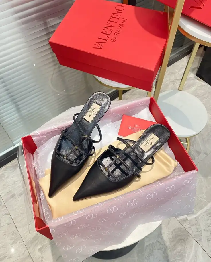 hype Valentino High Heels