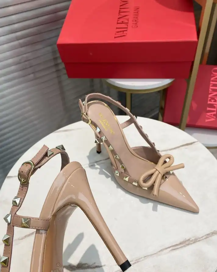 hype Valentino High Heels