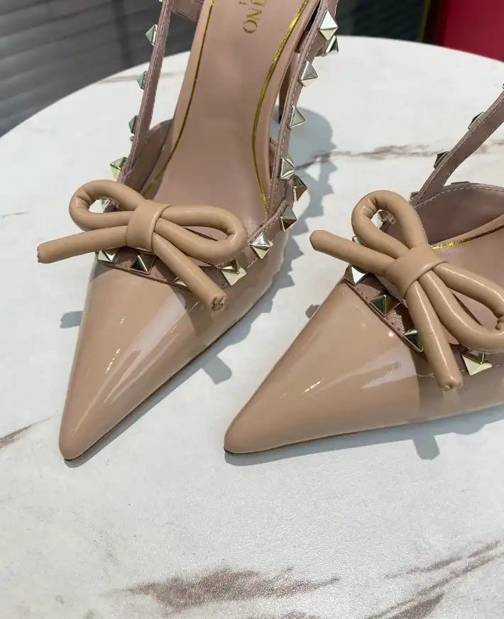 hype Valentino High Heels