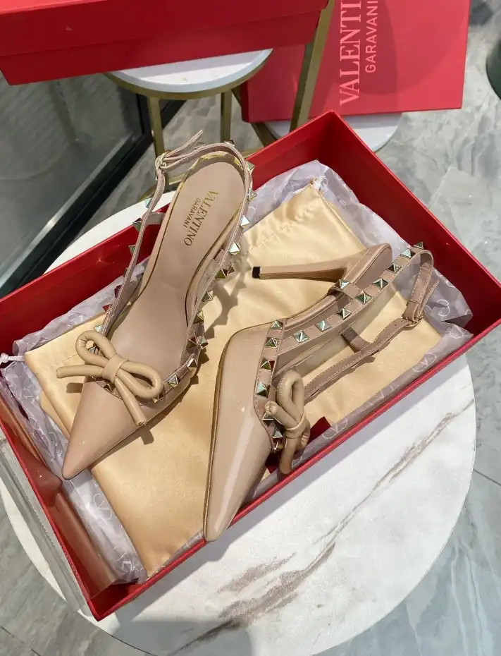 hype Valentino High Heels