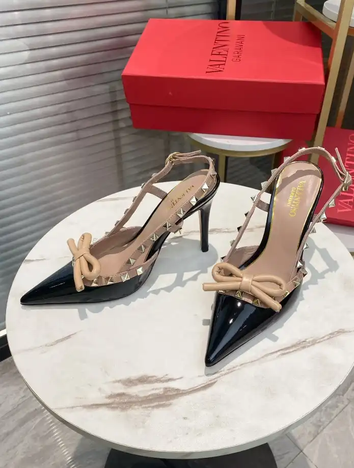 hype Valentino High Heels