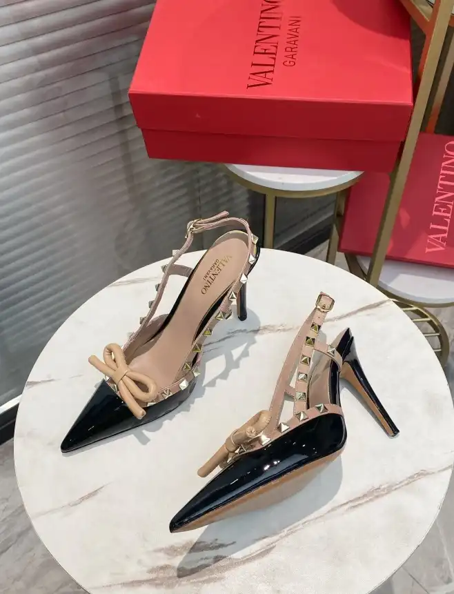 hype Valentino High Heels