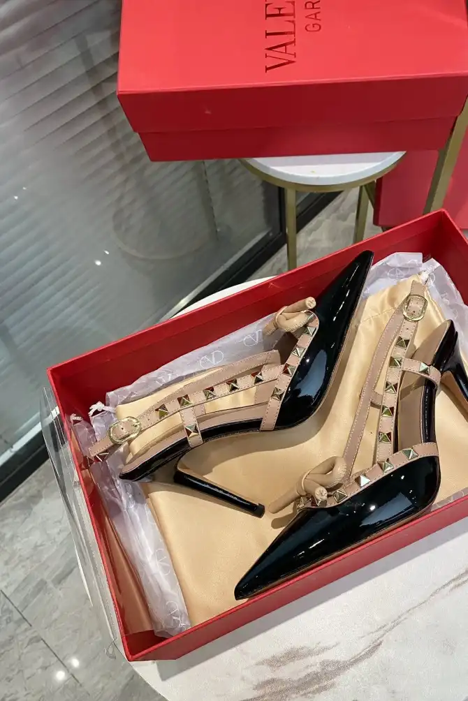 hype Valentino High Heels