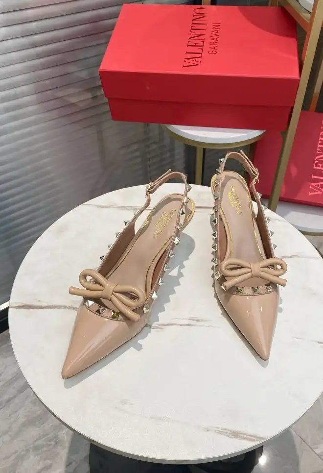 hype Valentino High Heels