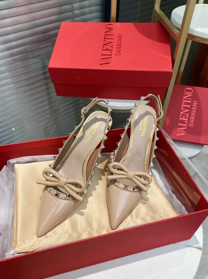 hype Valentino High Heels