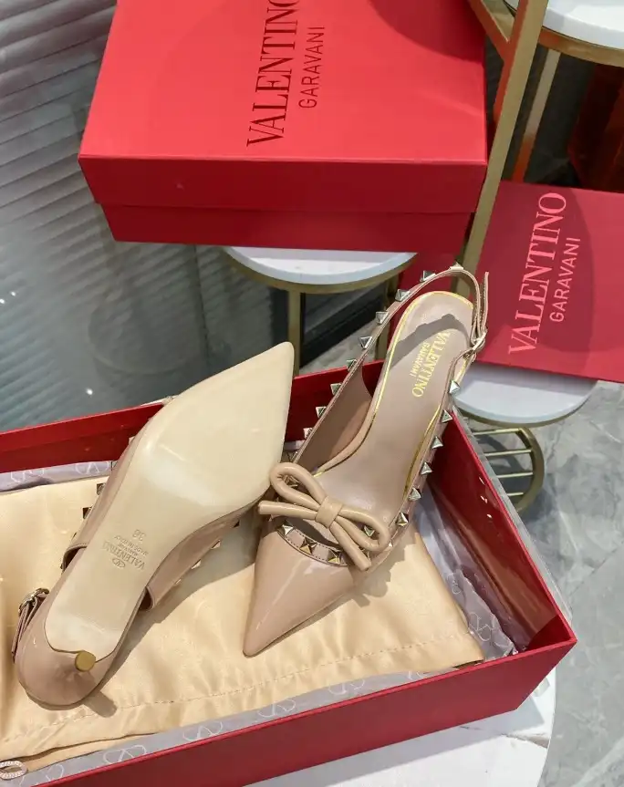 hype Valentino High Heels