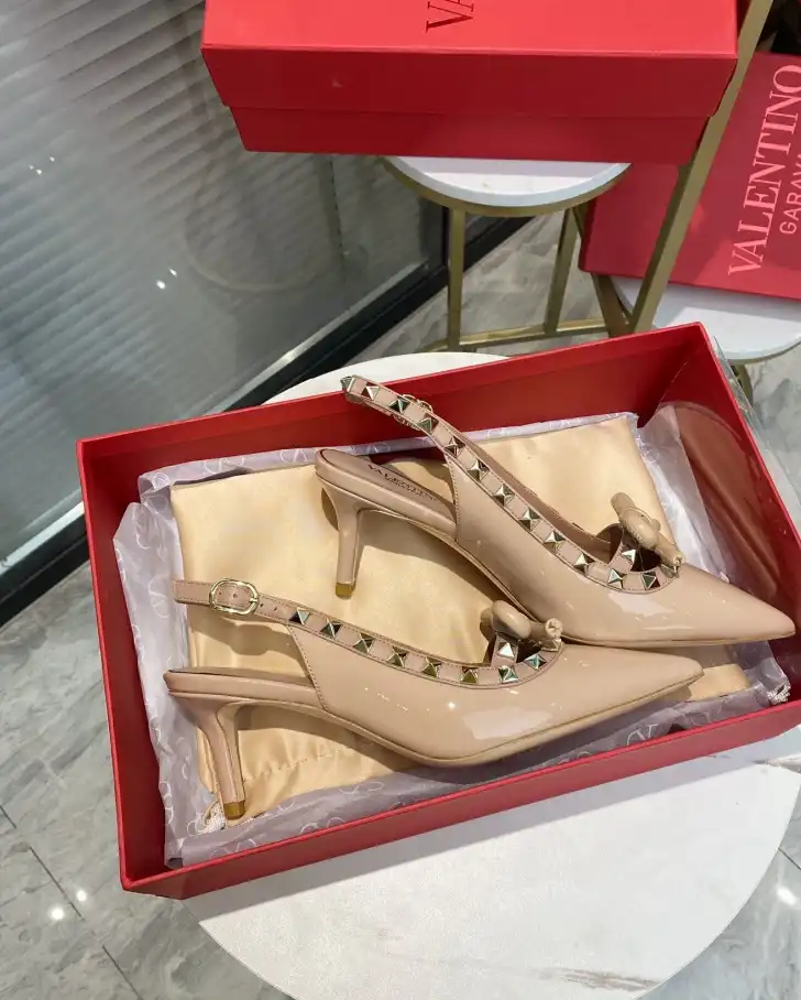 hype Valentino High Heels