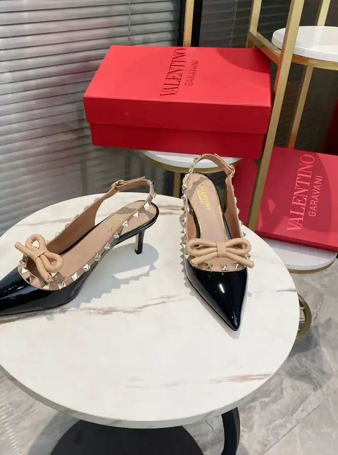 hype Valentino High Heels