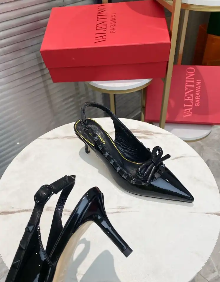 hype Valentino High Heels