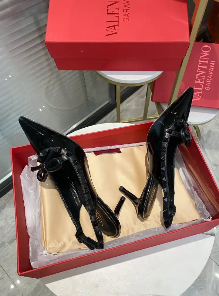 hype Valentino High Heels