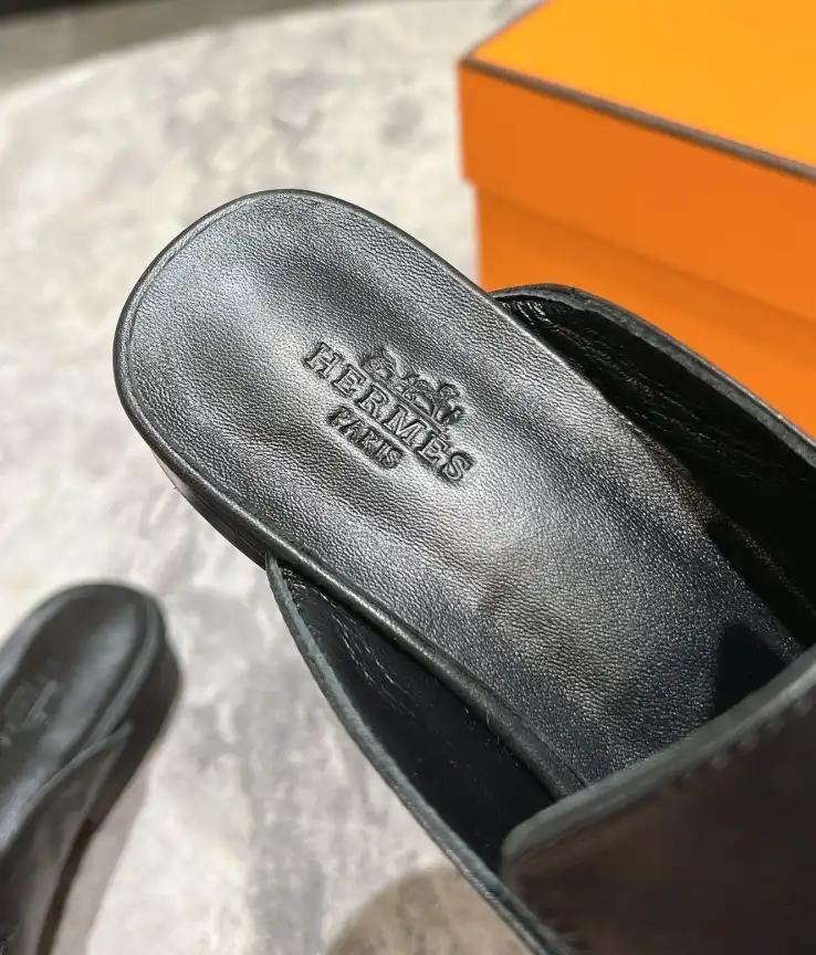 hype Hermes Slippers