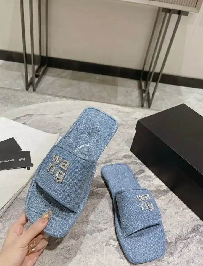 hype Alexander Wang Slippers