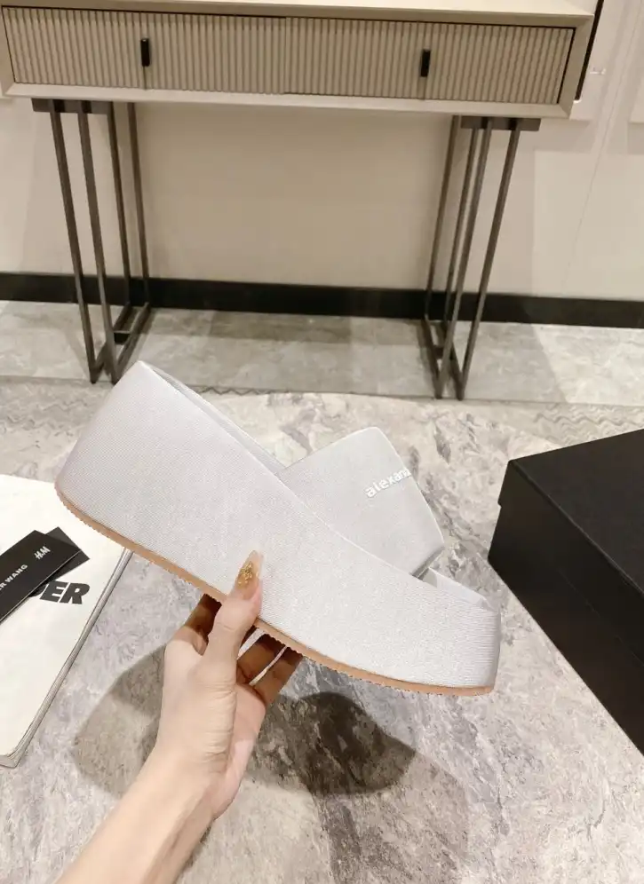 hype Alexander Wang Slippers