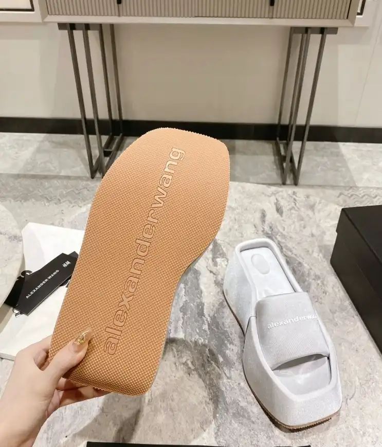 hype Alexander Wang Slippers