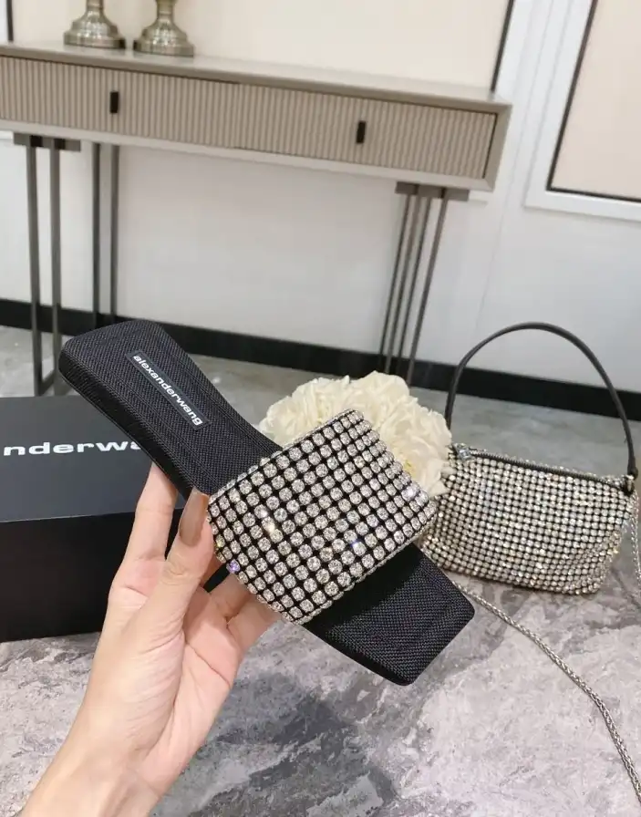 hype Alexander Wang Slippers