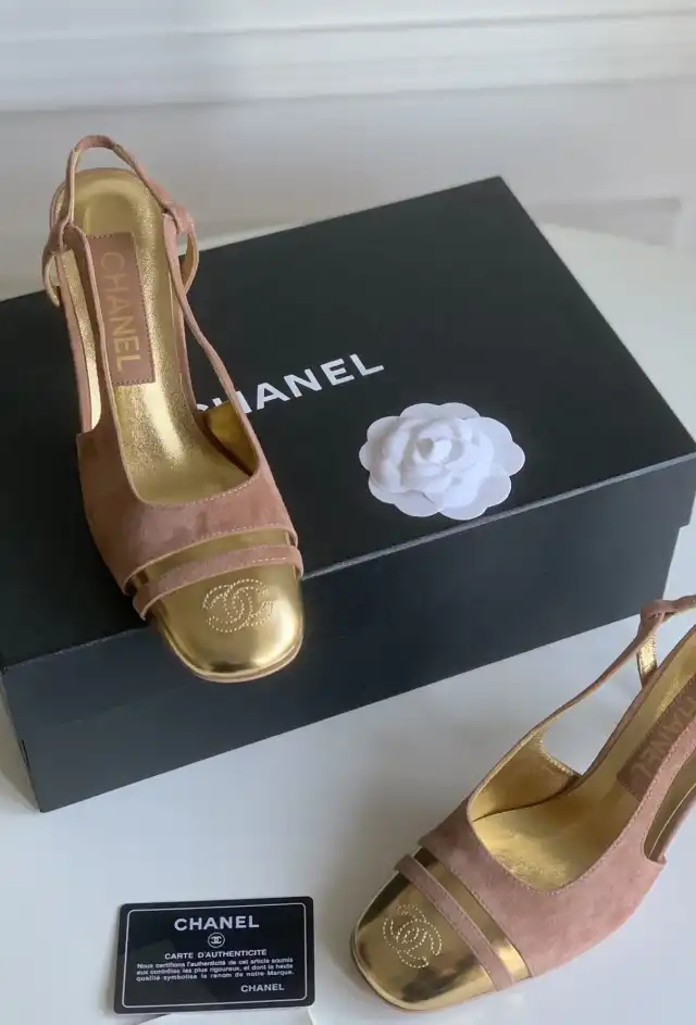 hype Chanel High Heels