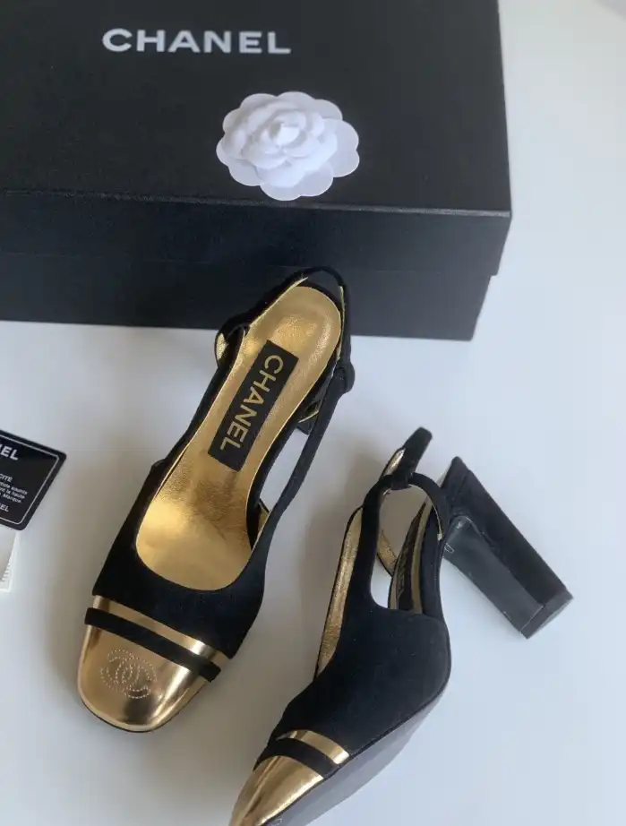 hype Chanel High Heels