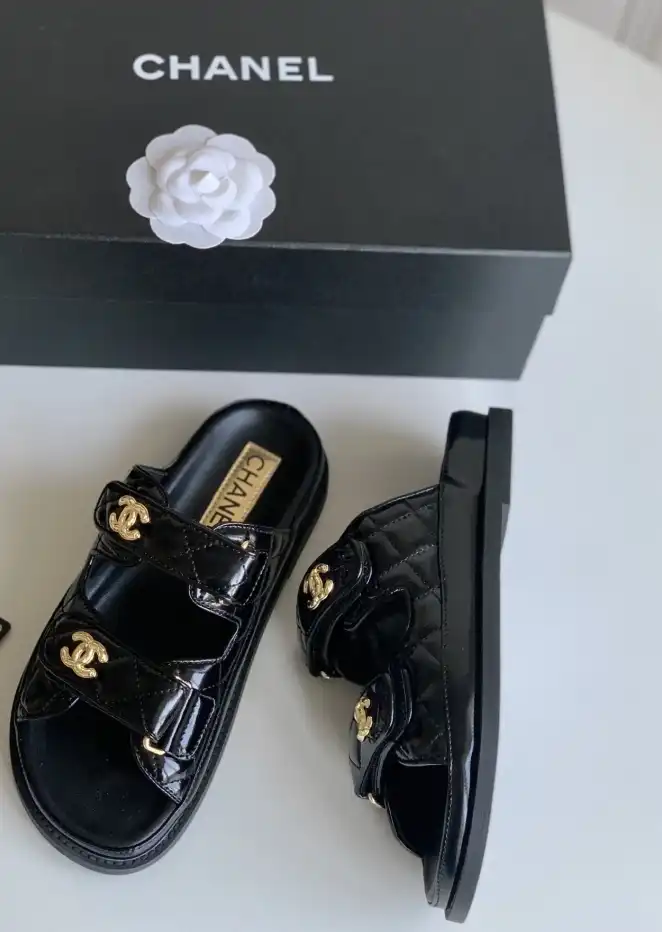 hype Chanel Slippers