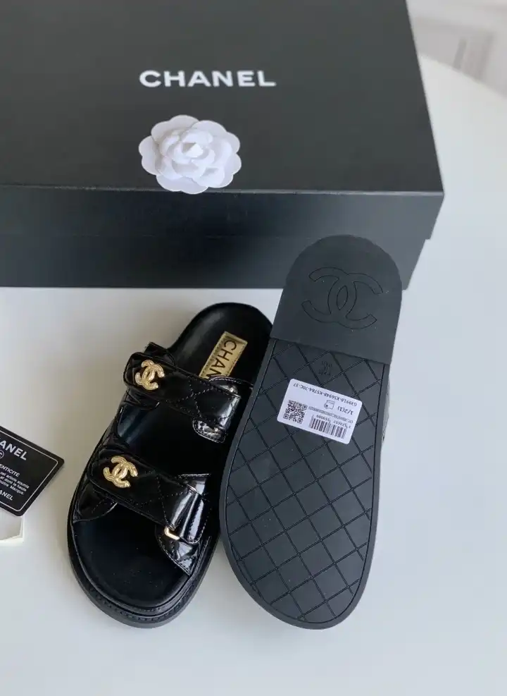 hype Chanel Slippers