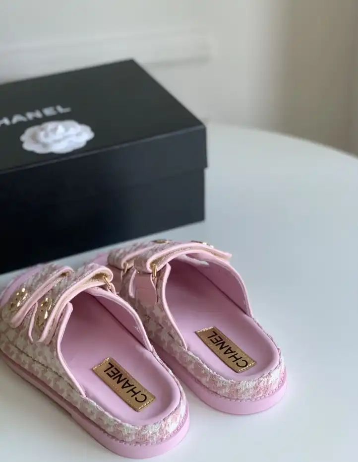 hype Chanel Slippers