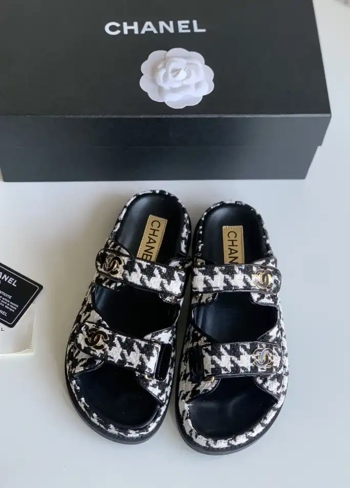 hype Chanel Slippers