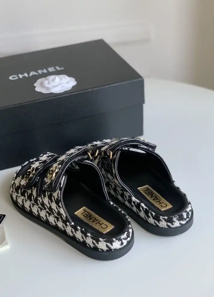 hype Chanel Slippers