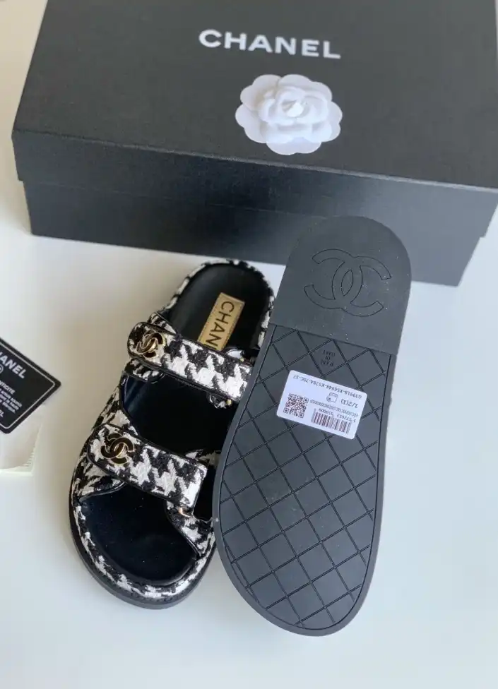 hype Chanel Slippers