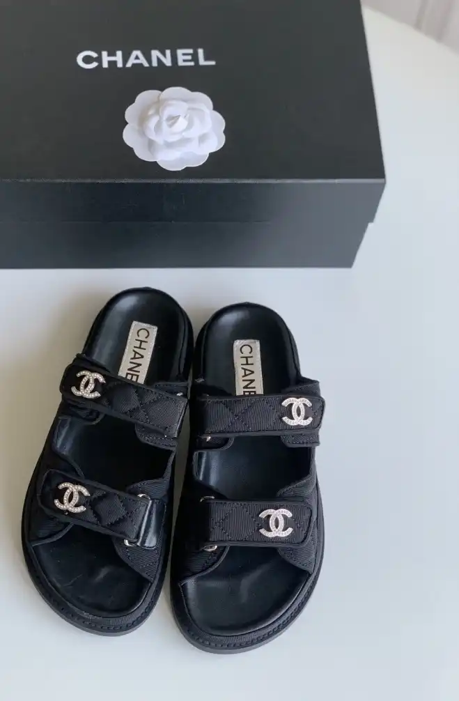 hype Chanel Slippers