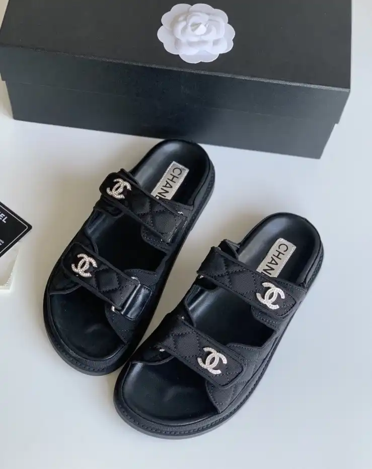 hype Chanel Slippers