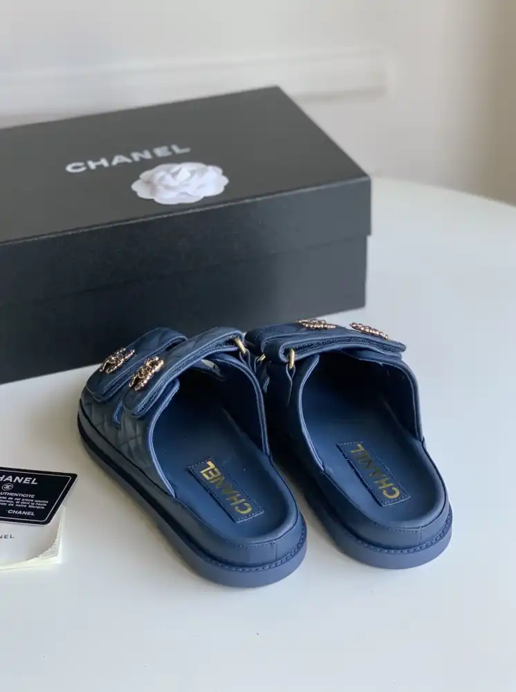 hype Chanel Slippers