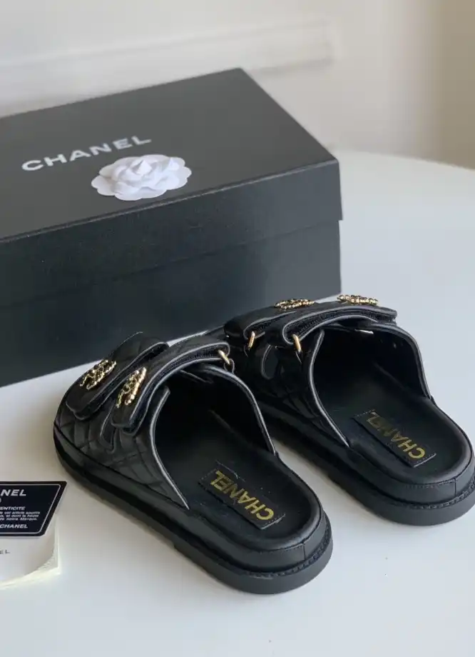 hype Chanel Slippers