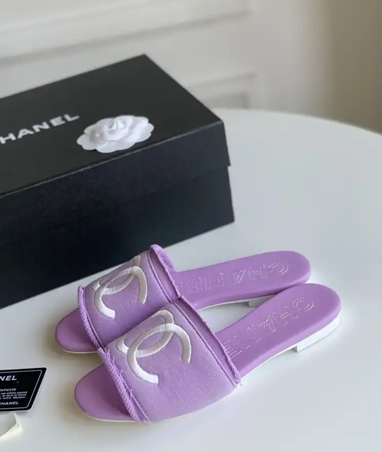 hype Chanel Slippers