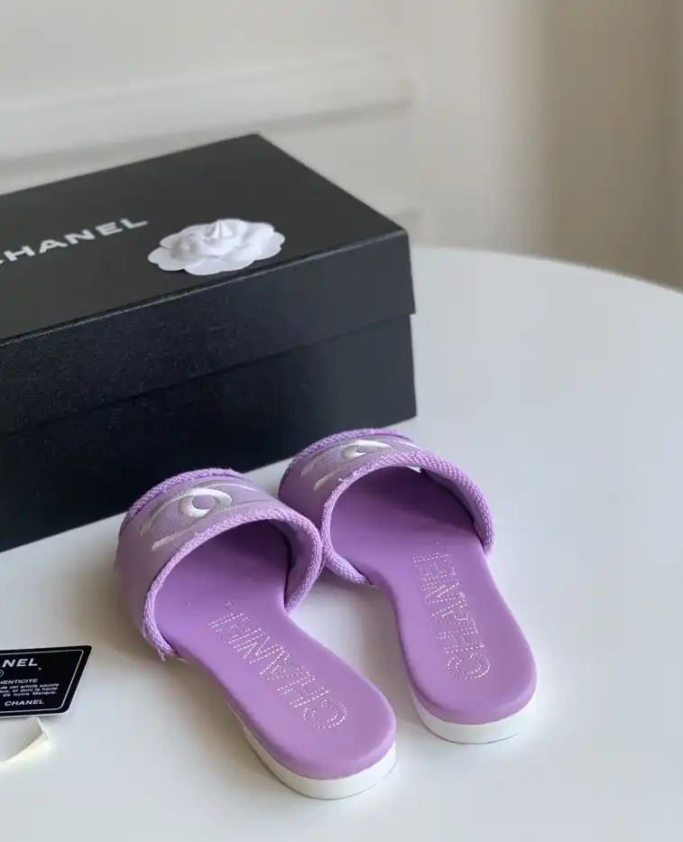 hype Chanel Slippers